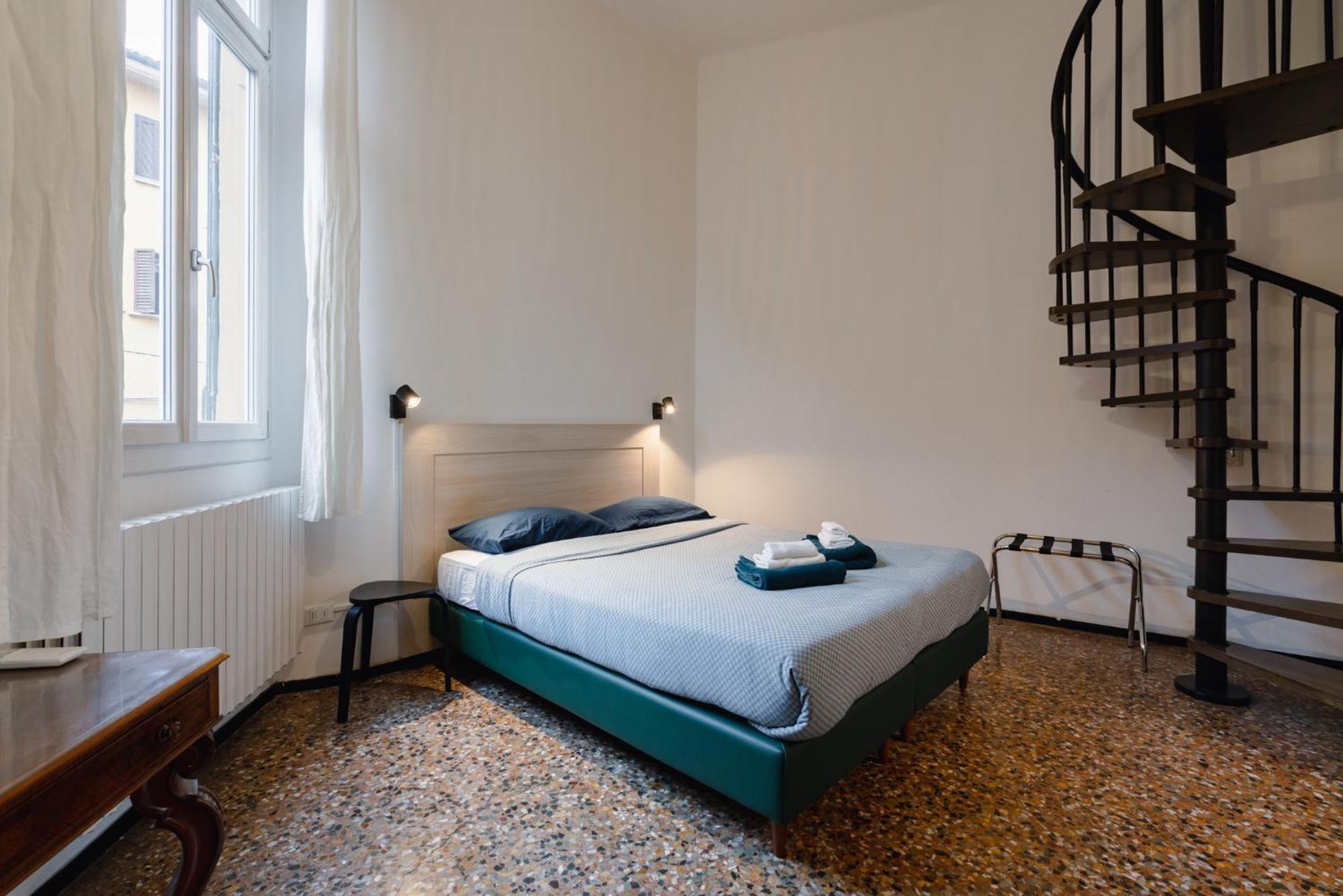 Palazzo Rialto Antique Apartamento Bolonha Exterior foto